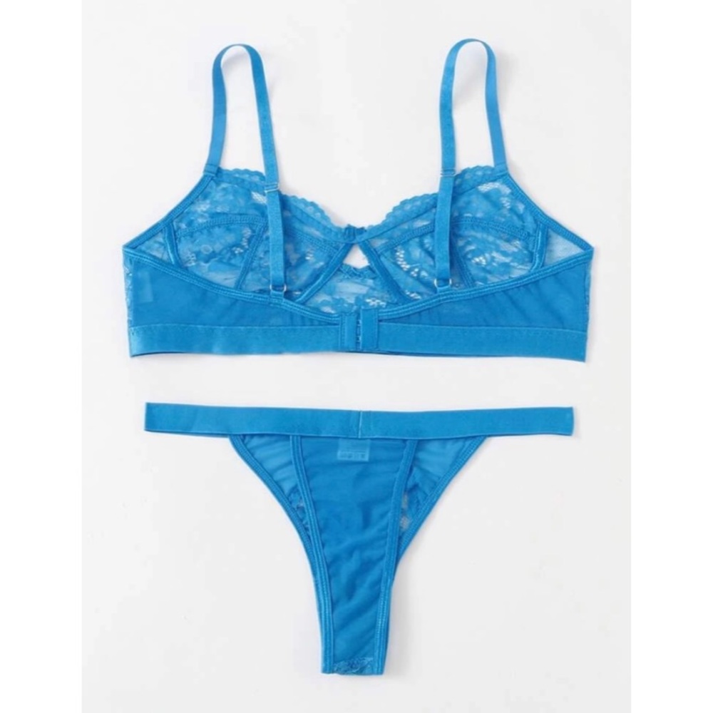 Blue Lace Lingerie Set - Picture 2 of 6